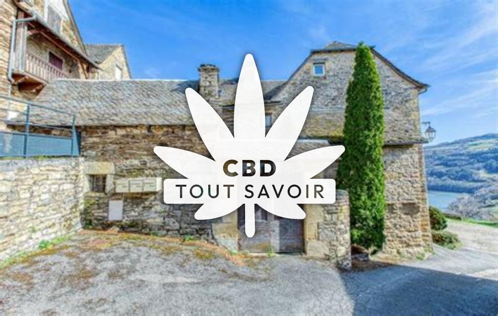 Village à CaSaintelnau-de-Mandailles avec feuille Cannabis CBD