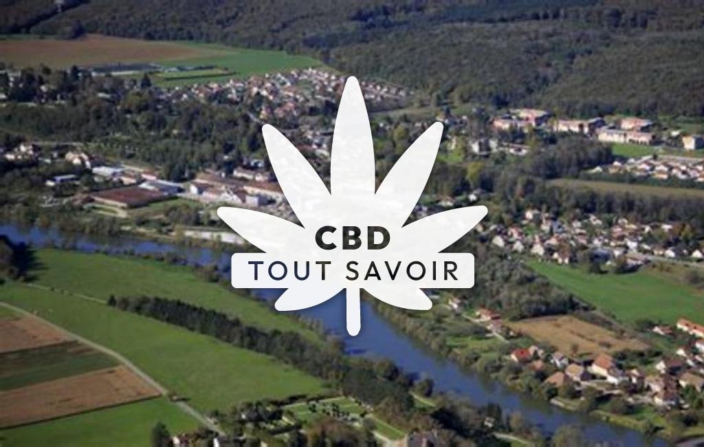 Village à Novillars avec feuille Cannabis CBD