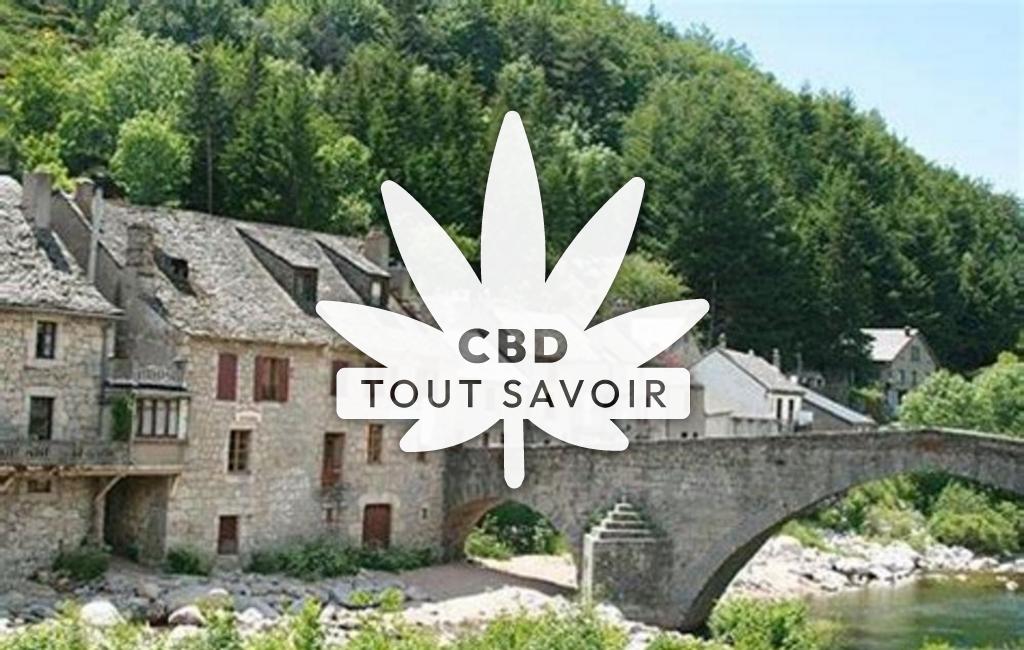 Village à Concoules avec feuille Cannabis CBD