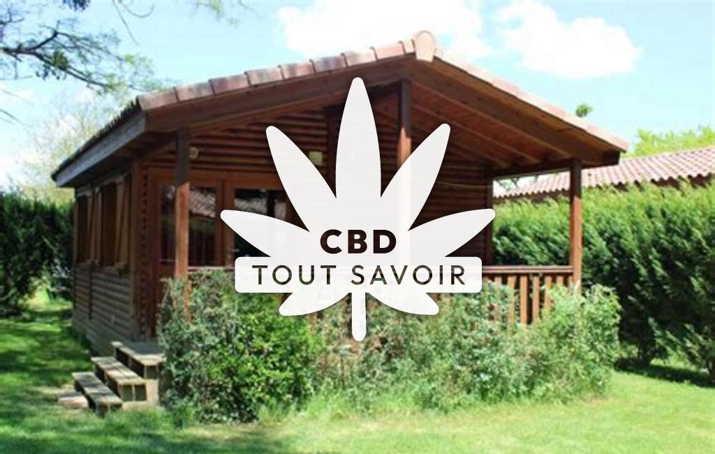 Village à Casties-Labrande avec feuille Cannabis CBD