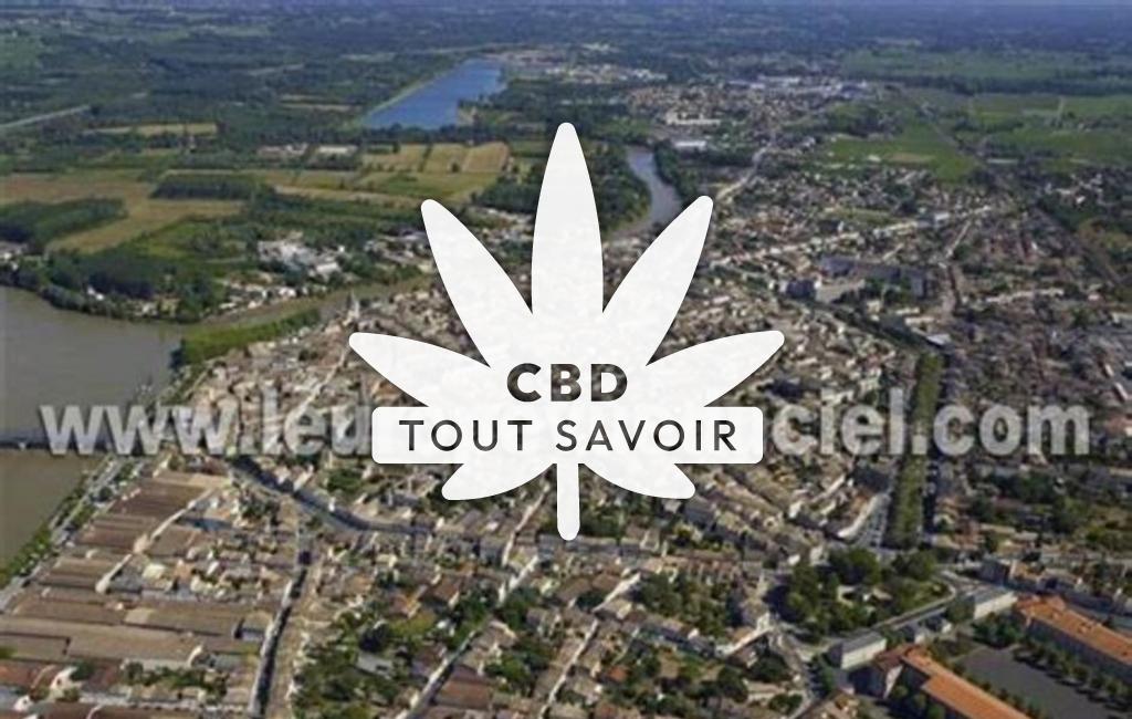 Village à Guillac avec feuille Cannabis CBD