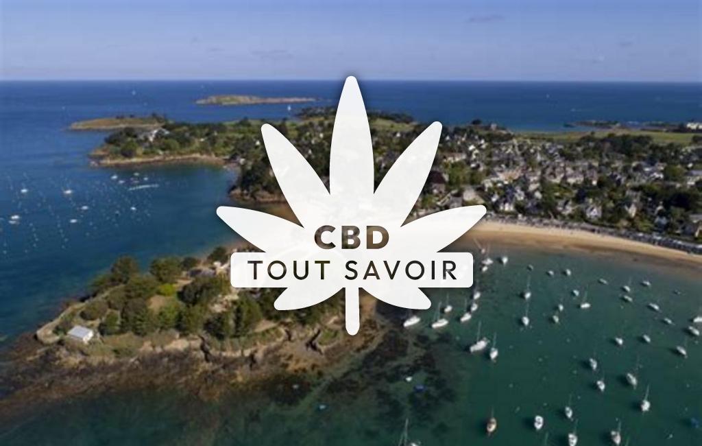 Village à Saint-Briac-sur-Mer avec feuille Cannabis CBD