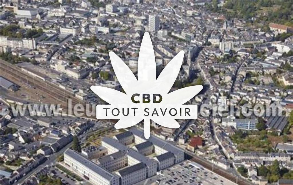 Village à Semblecay avec feuille Cannabis CBD