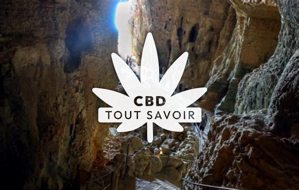Village à La-Balme-les-Grottes avec feuille Cannabis CBD