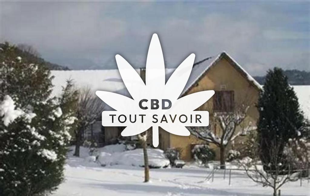Village à Quet-en-Beaumont avec feuille Cannabis CBD