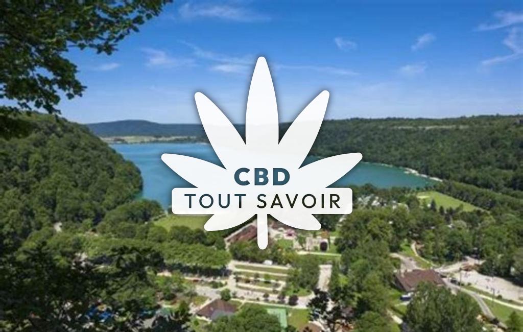 Village à Doucier avec feuille Cannabis CBD
