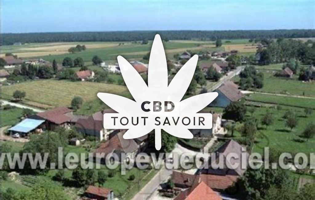 Village à Oussieres avec feuille Cannabis CBD