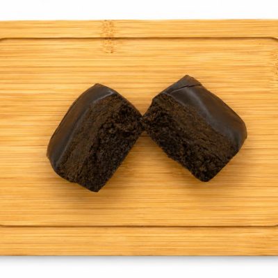Détail du Bubble Hash CBD Premium montrant sa texture et sa qualité artisanale
