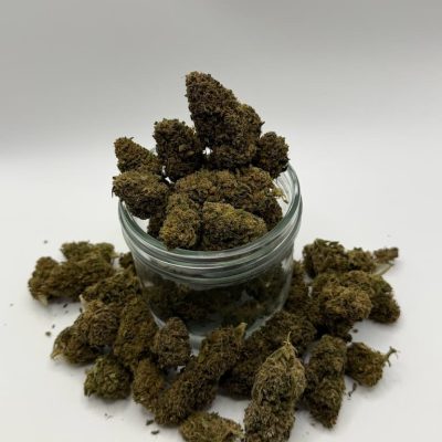 Fleur de CBD Pineapple Mimosa cultivée dans le Berry